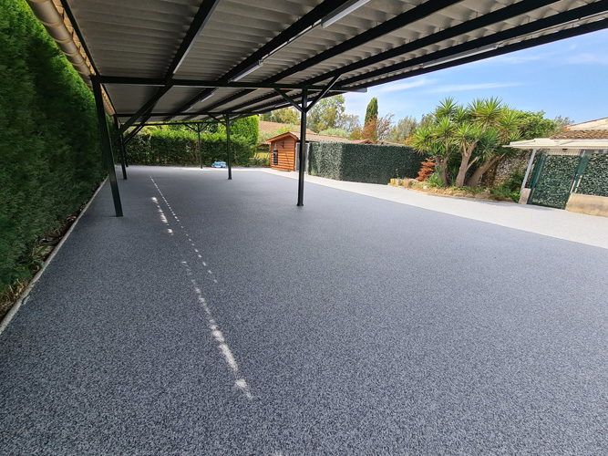 Revêtement pour allée de garage - tapis marbre - Home Résine