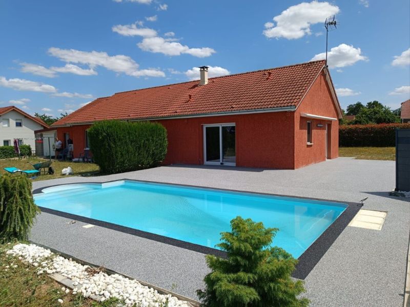 revetement-renovation-tour-de-piscine