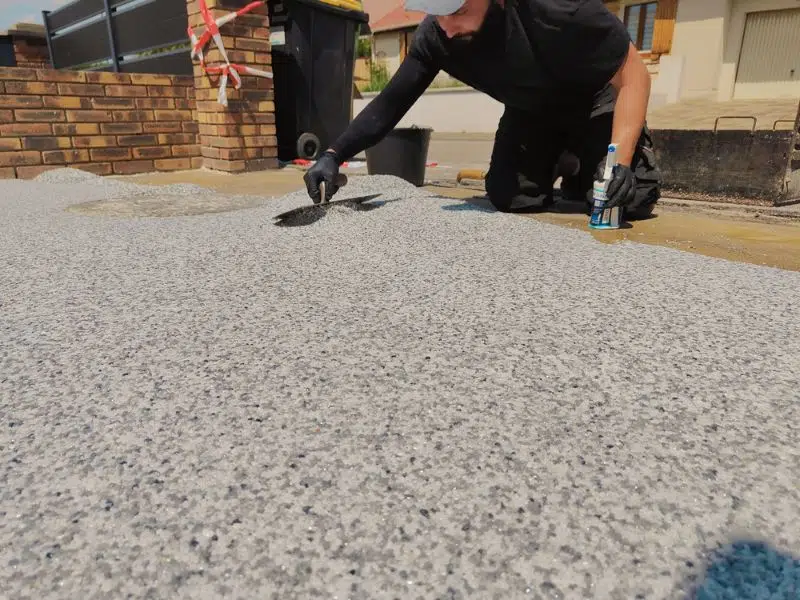 Kit de moquette de pierre ou pose sur-mesure ?