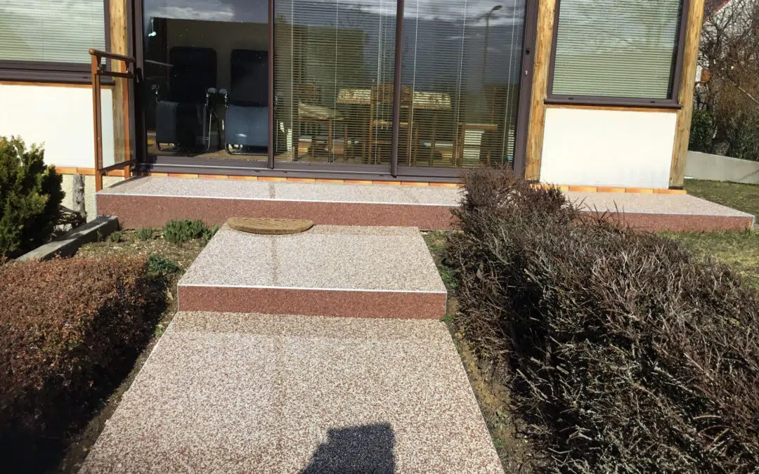 Quels avantages écologiques offre une allée de maison en moquette de pierre ? 