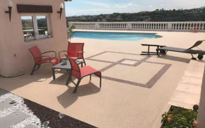 Idées autour de votre piscine en moquette de pierre
