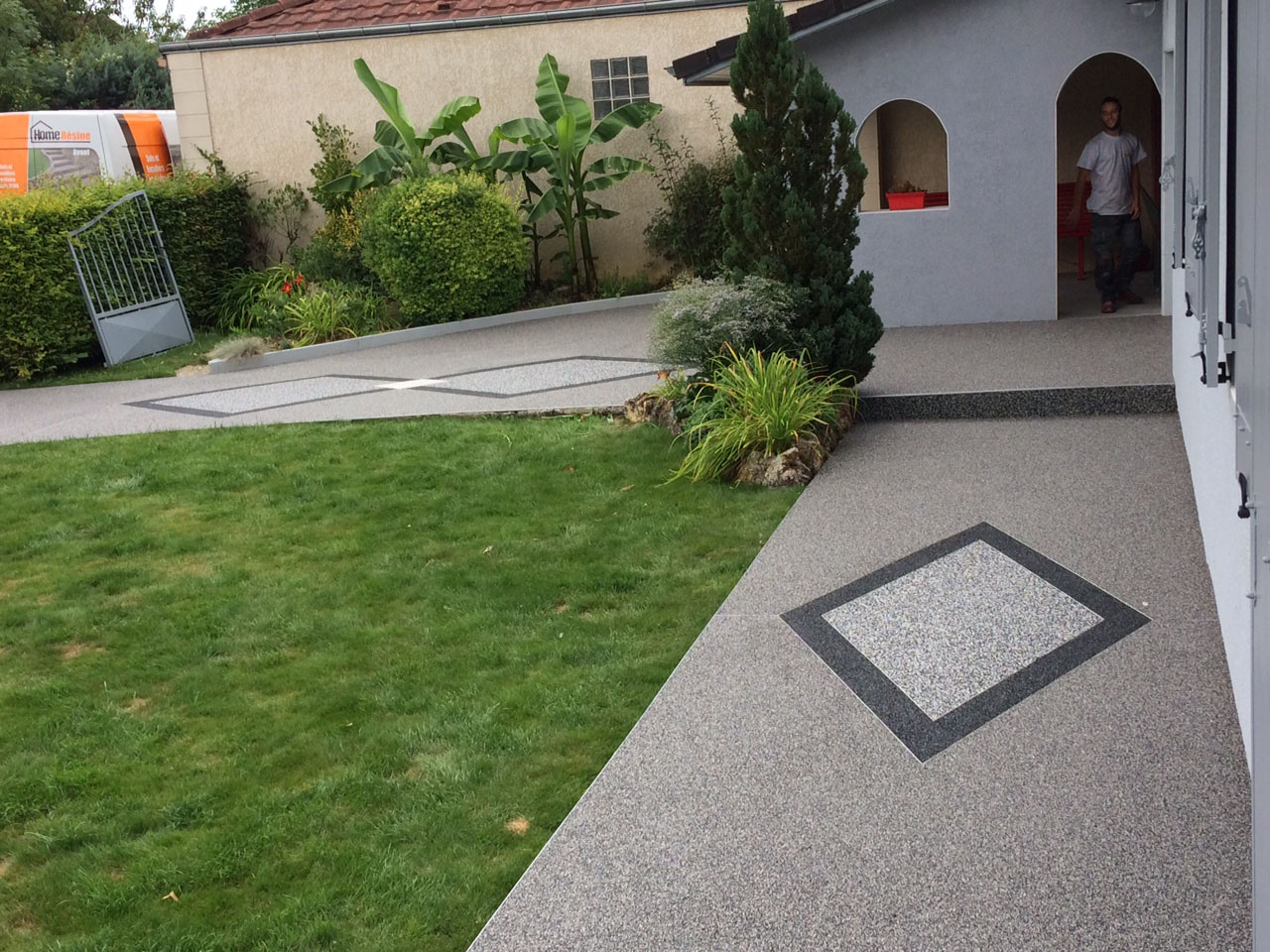 Créez des espaces d'exception avec la Moquette de Jardin® Home Résine