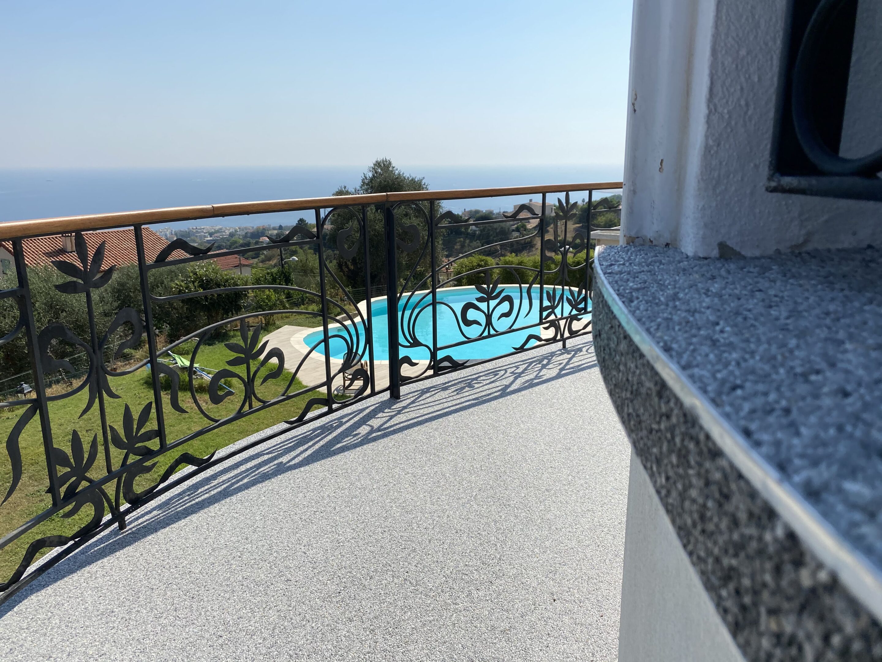 Guide complet : comment aménager une terrasse extérieure<br />
